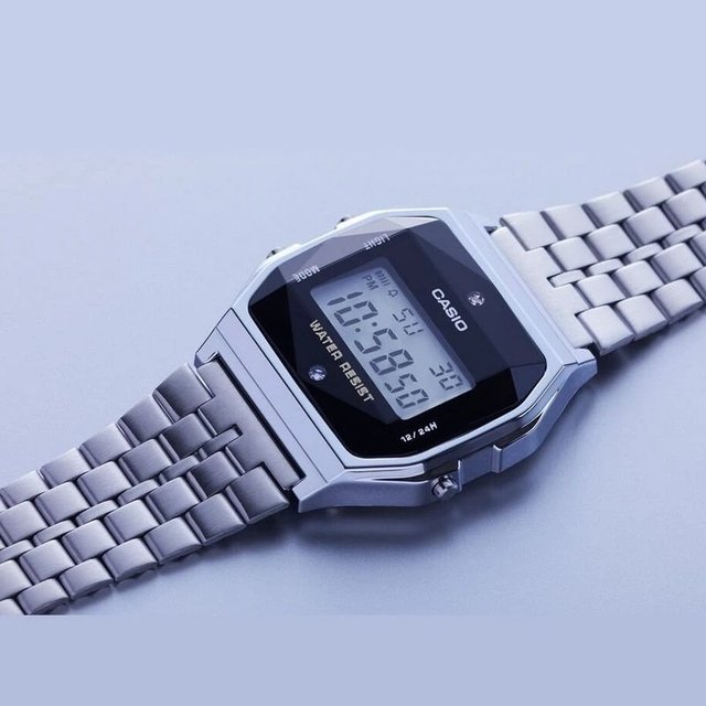 casio diamond retro