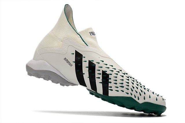 Chuteira Society Adidas Predator Freak+ Branco e Verde