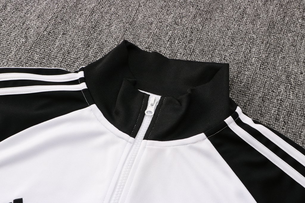 agasalho juventus branco