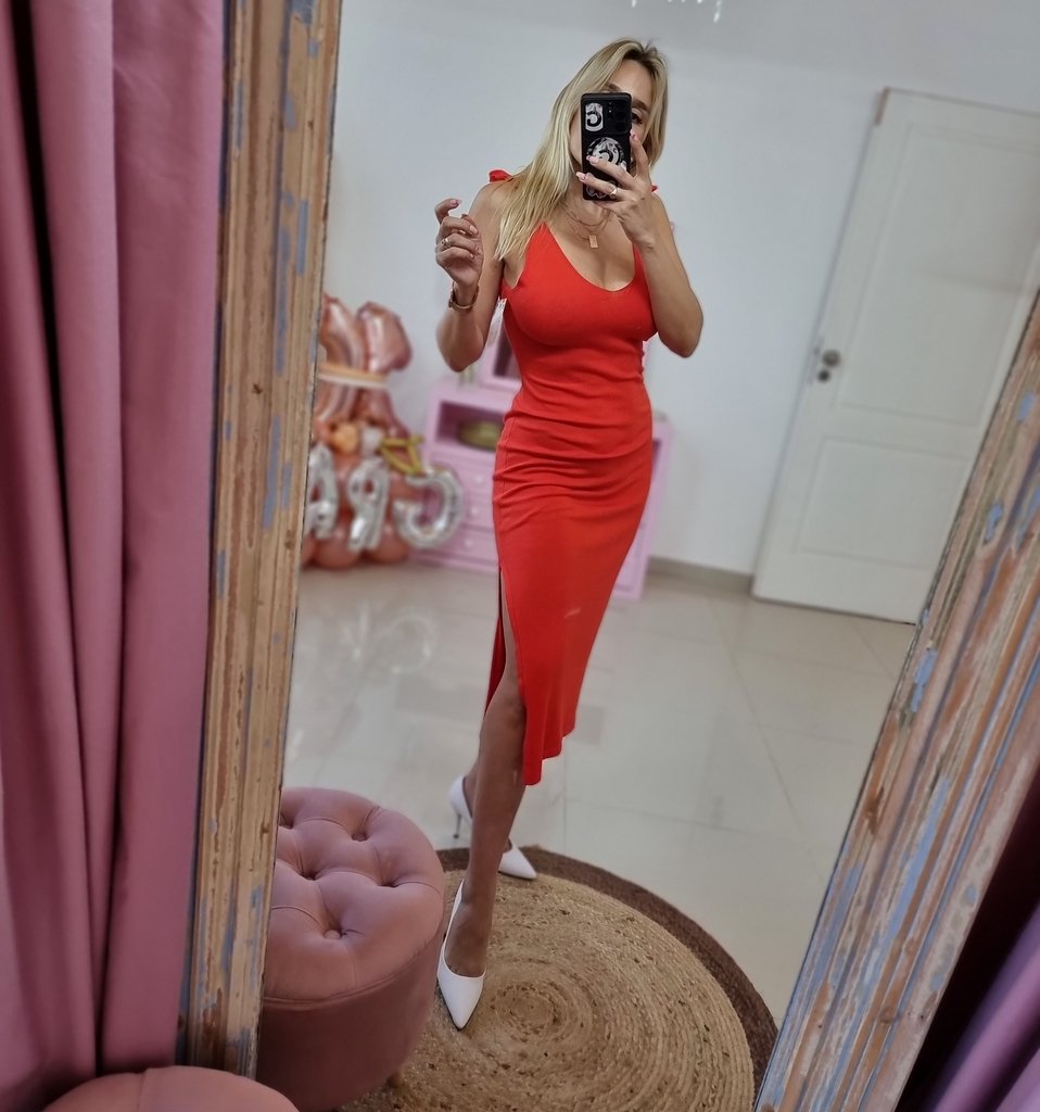 Vestido Rojo Con Tajo Online Hotsell, UP TO 54% OFF |  www.editorialelpirata.com