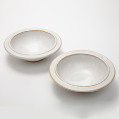 Conjunto de dois pratos cornflakes em cerâmica de alta temperatura. - comprar online