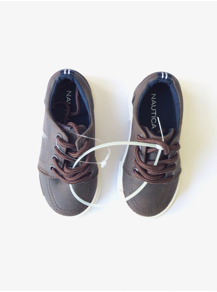 zapatillas tipo cuero marrones nuevas nautica numero 20