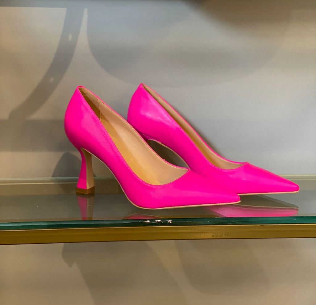 scarpin orquidea luiza barcelos - Clara Fontenelle