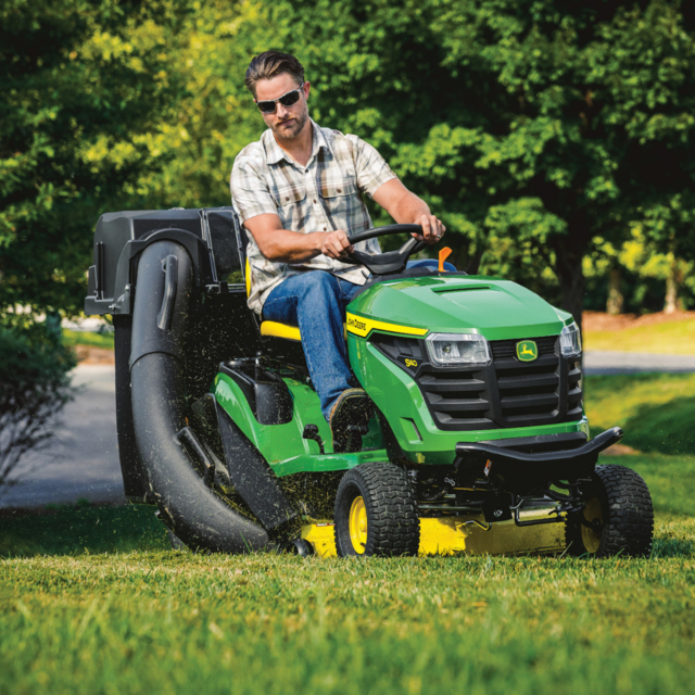 Tractor Cortacesped John Deere S140 - Charito SRL