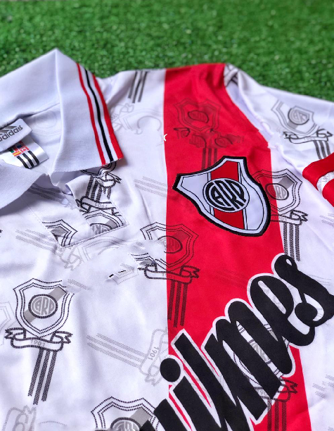 camiseta river 1997