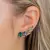 Brinco Ear Cuff gotas coloridas folheado em Ouro 18k
