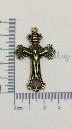 Crucifixo São Bento V 48mm - Ouro Velho