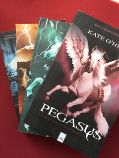 Livro - Pegasus - Série Olimpo Em Guerra - 4 Volumes - Leya