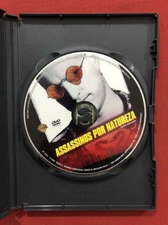 Assassinos por Natureza DVD