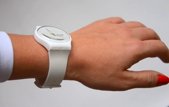 Reloj Mujer Swatch WHITE REBEL SUOW701