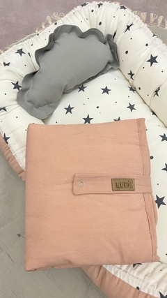 NIDITO DE CONTENCION ROSA INTERIOR A ESTRELLAS + CAMBIADOR + ALMOHADITA NUBE DE REGALO - comprar online