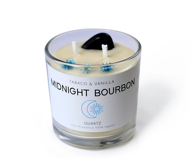 Midnight Bourbon - Vela Aromática de Tabaco e Vanilla 190g + Cristal Quartzo Azul