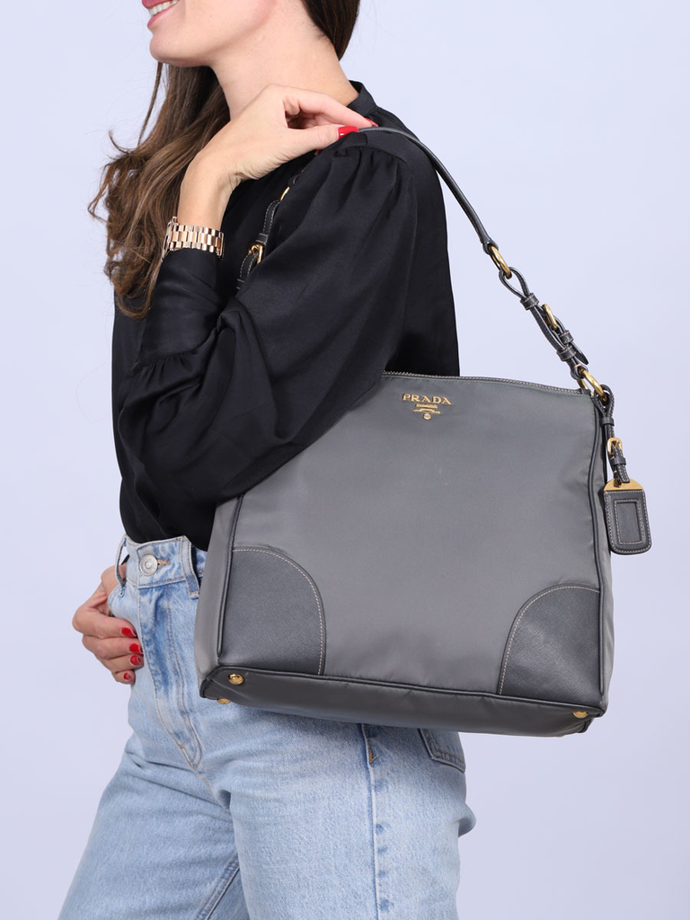 prada nylon tessuto shoulder bolsa