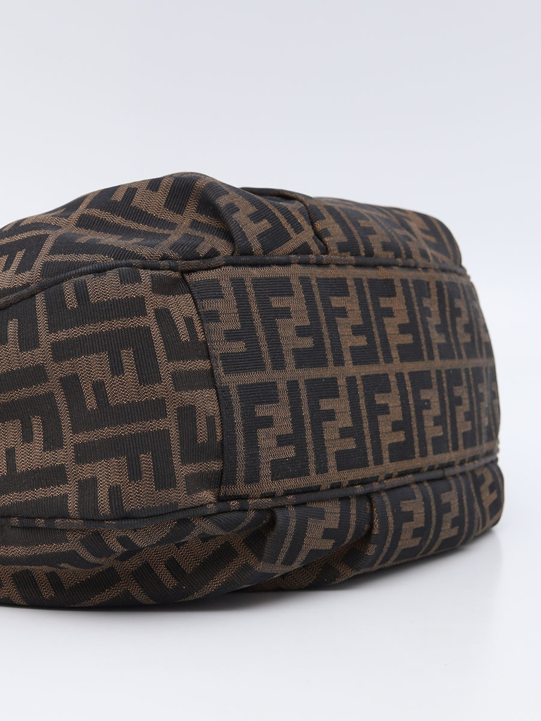 fendi zucca pattern shoulder bolsa