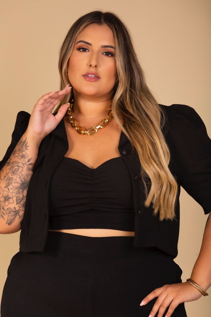 cropped preto bufante