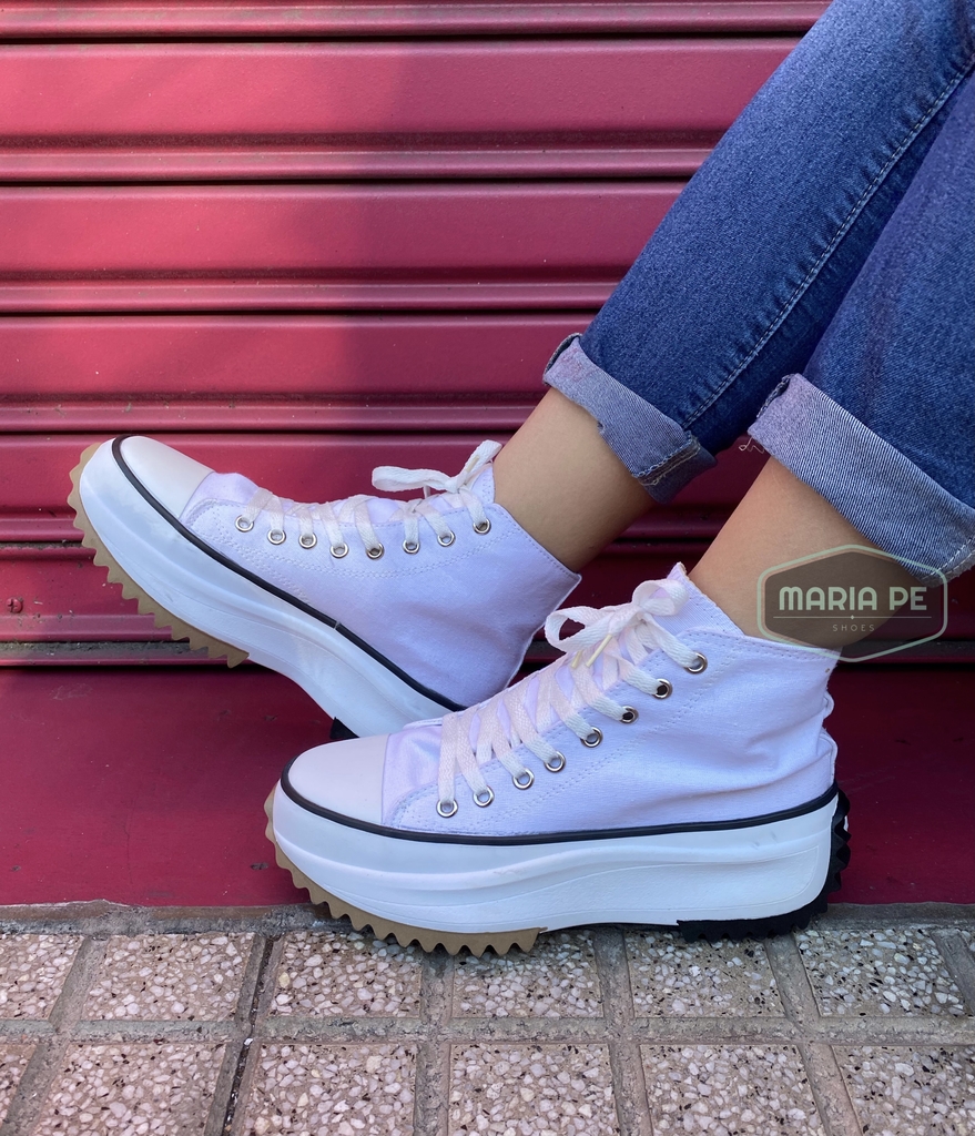 Zapatillas: Un calzado del que no nos podemos despegar. - Blog