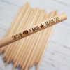 30 Lápices cuerpo de madera personalizados.