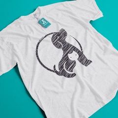 T-Shirt - Institucional - Cinza Claro na internet