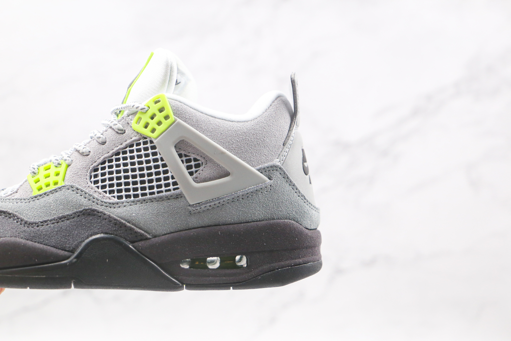 jordan 4 se neon
