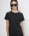 Remera Charreteras Negra