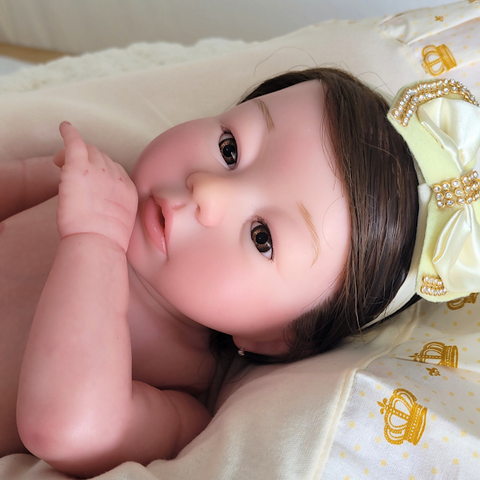 Bebê Reborn Menina Realista Fio A Fio Com Enxoval Pronta