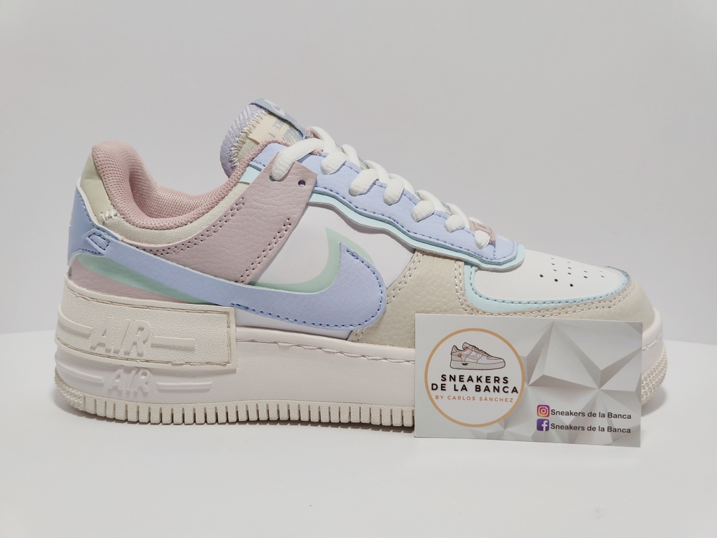 106 Nike Wmns Air Force 1 Shadow \