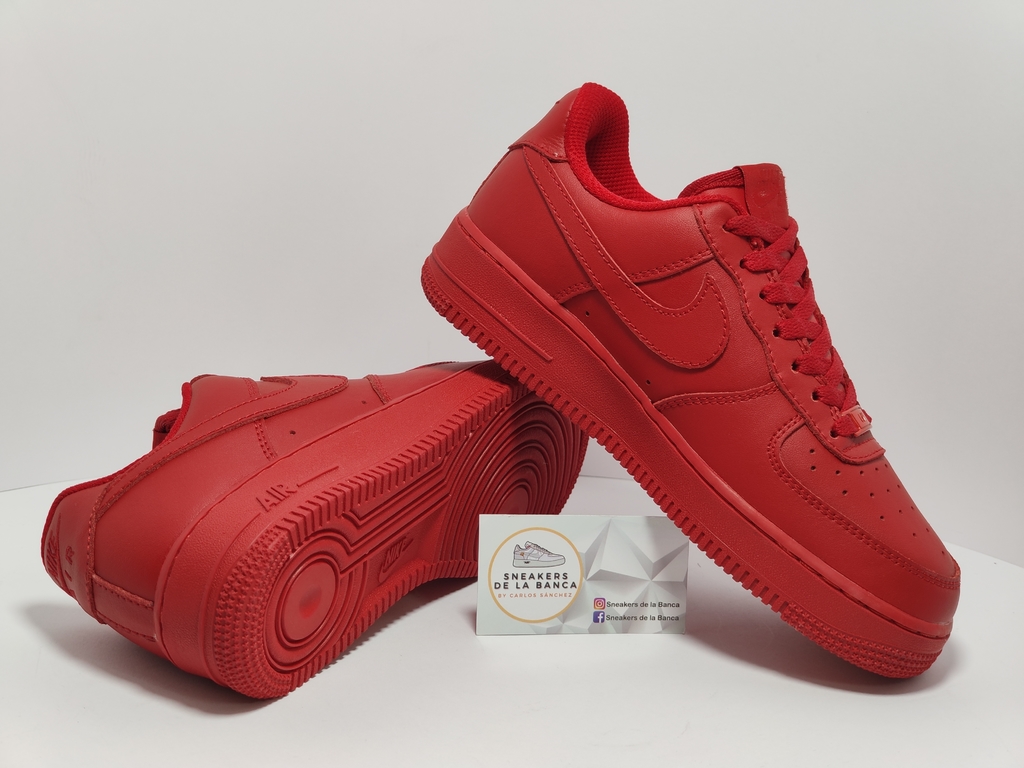 Air Force 1 Triple Red - Sneakers de la Banca