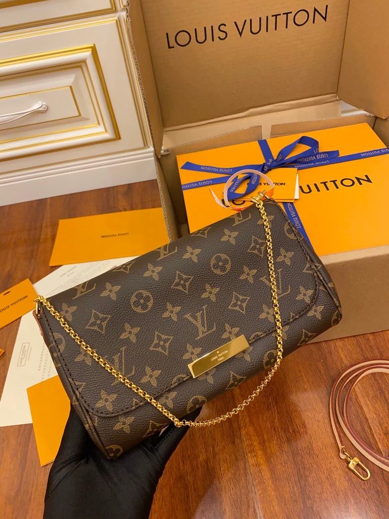 lv favorite monogram