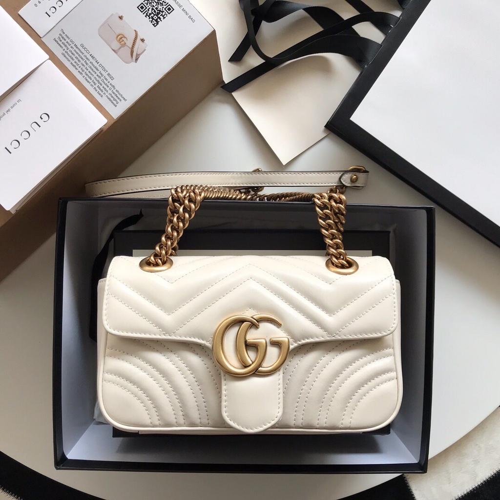 gucci crossbody bolsa with heart on back
