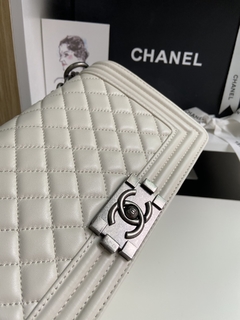 chanel boy bolsa caviar leather