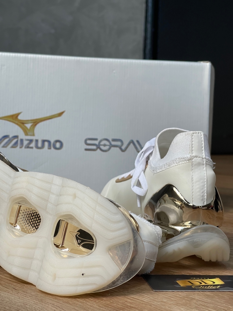mizuno sorayama dourado