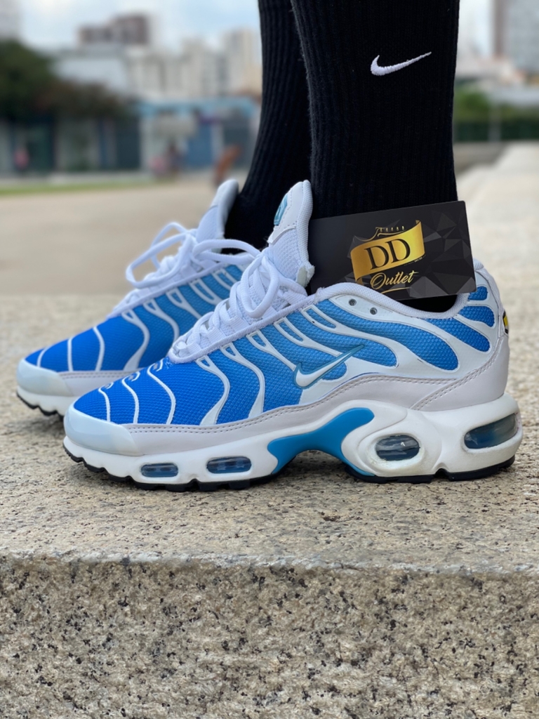 air max branco com azul