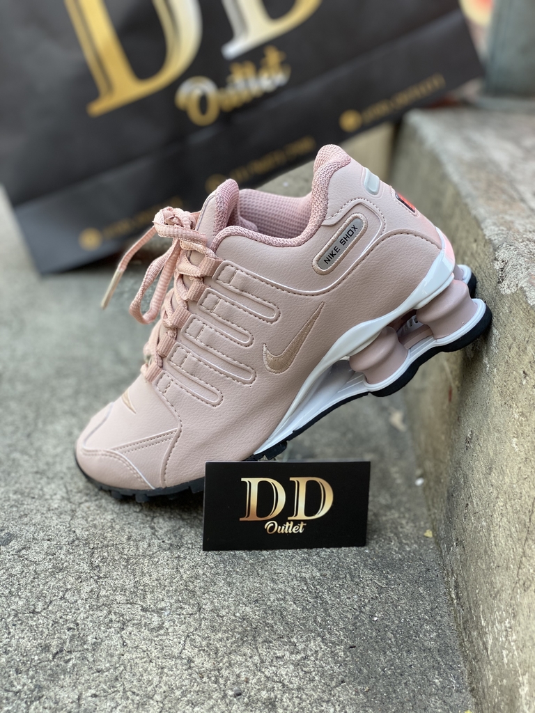 nike shox rosa com preto