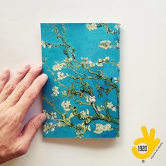 Cuaderno grapado VINCENT /Modelo 46/ Obra: Almendro en Flor (1890) - comprar online