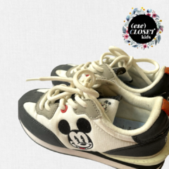 Zapatillas Mickey ZARA Talle 29 - Comprar en ESE CLOSET