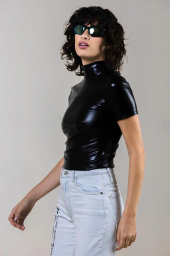 REMERA TIRANT (KIMEIKA) - comprar online