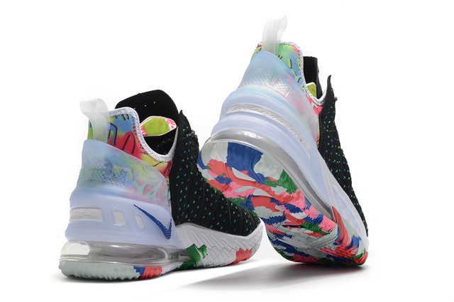 Tênis Nike Lebron 18 \