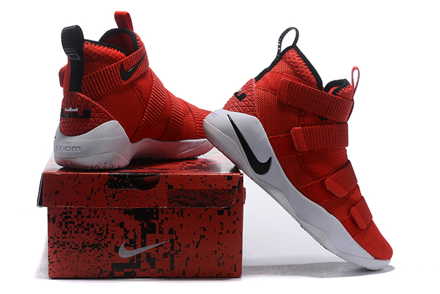 Tênis Nike Lebron Soldier 11 Red 