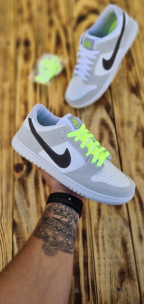 nike sb dunk cinza