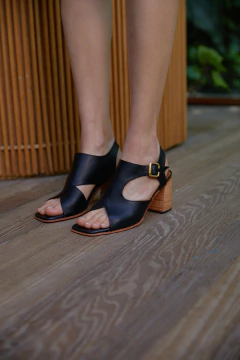 SANDALIA ALMENDRA NEGRO - tienda online