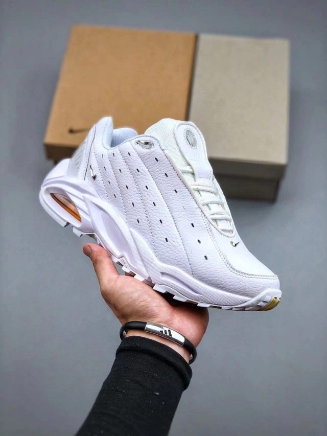 Tênis Nike Nocta x Hot Step Air Terra Tênis Nike Nocta x Hot Step Air Terra