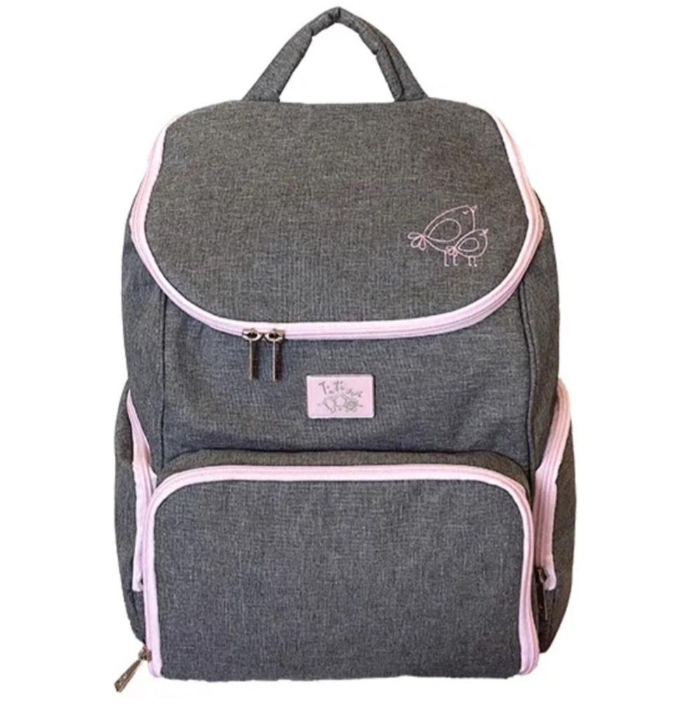 mochila gris con rosa
