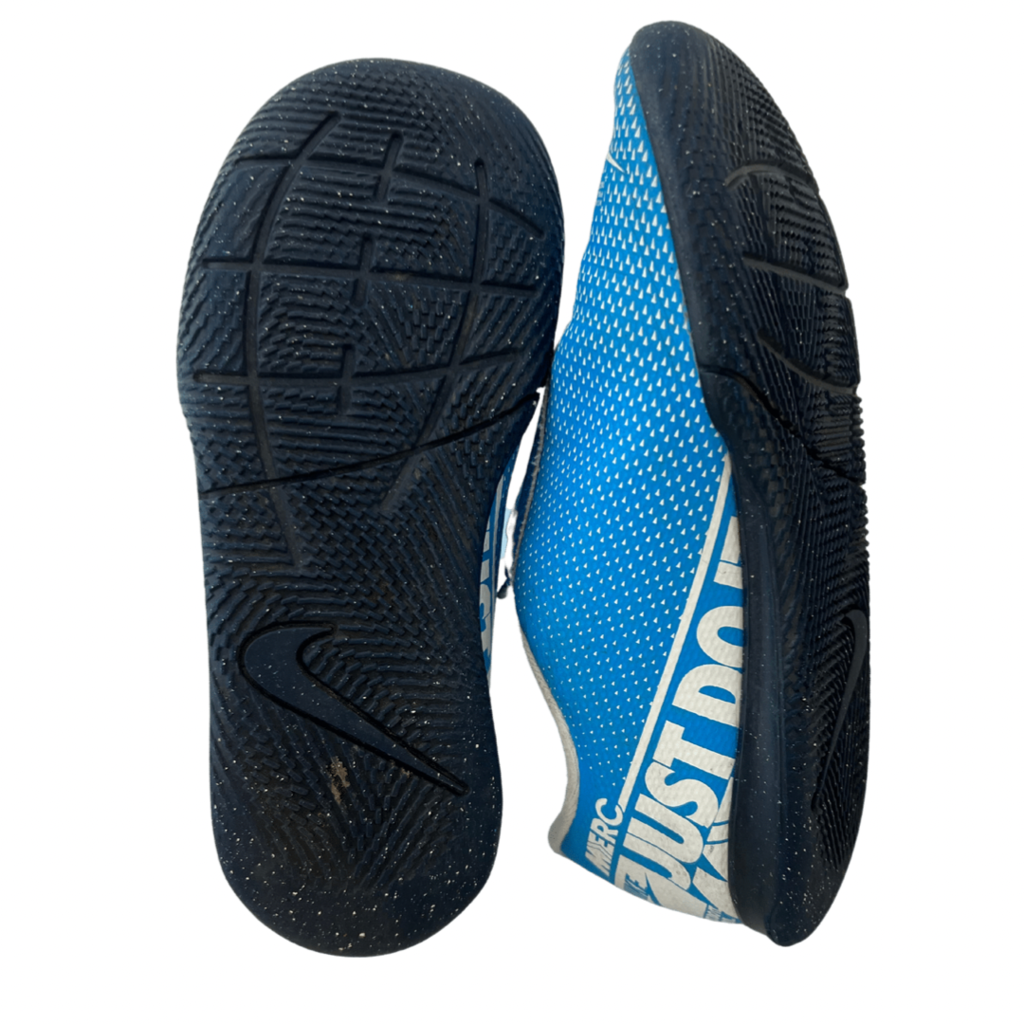 Chuteira Nike Velcro 26 - Comprar em Ciranda