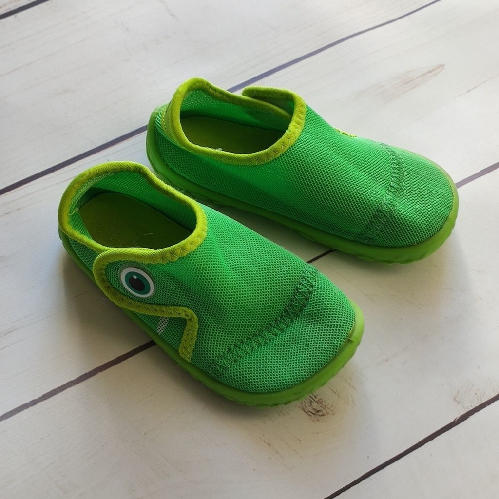 ZAPATILLAS - TRIBORD - TALLE 24-25 EUR / US 7,5-8 - VERDES PARA AGUA