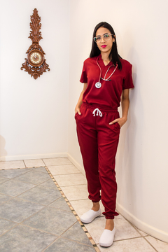 Pijama Cirúrgico - Gola Alta - Vinho - Loja Marrie