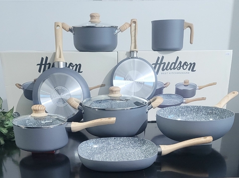 Set Hudson Ceramica Granito: Bateria + Cacerola/Olla 20cm + Bifera 26cm + Wok 28cm + Panqueq 22cm + Jarro 14cm (8 piezas)