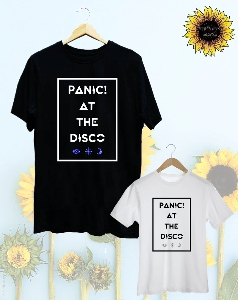 Remera Panic! At The Disco (Detalles en glitter holografico)