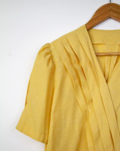 Blazer Manga Curta Amarelo (M) - comprar online