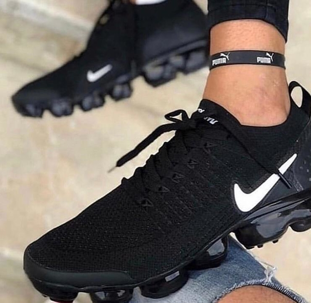 vapormax 2.0 preto com branco