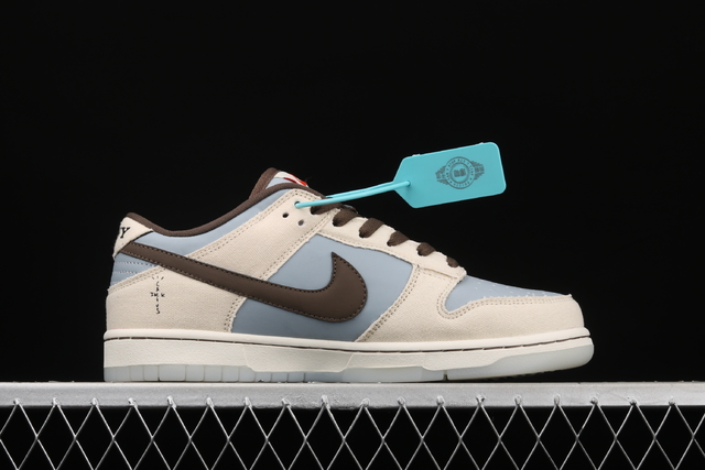 Nike Dunk Low x Travis Scott x Playstation
